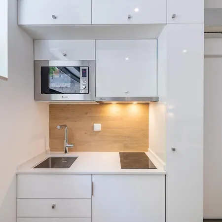 Orange 3 House - Chiado Studios Lisboa