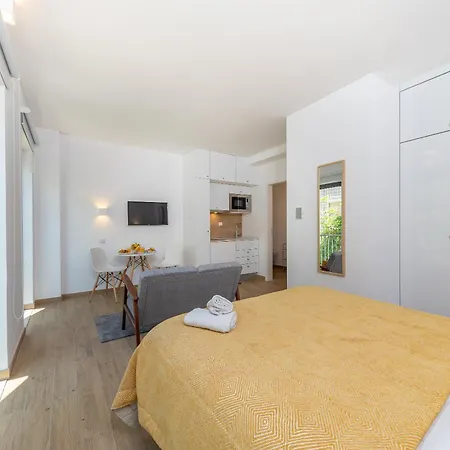 Orange 3 House - Chiado * Lisbona