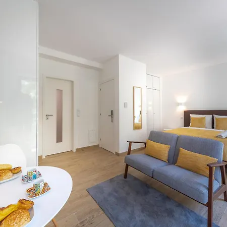 Orange 3 House - Chiado Studios * Lisboa